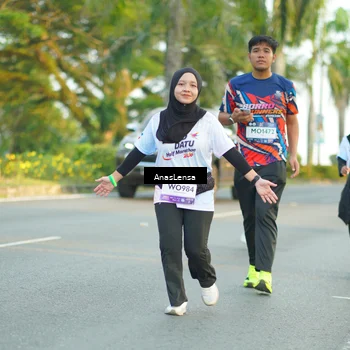 Runner Photo 7770998