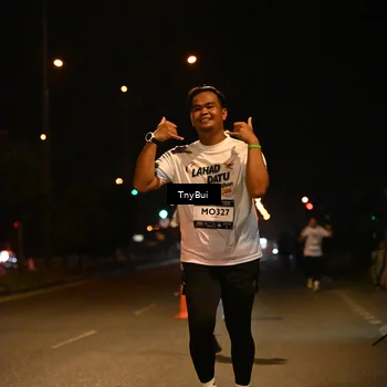 Runner Photo 7771005