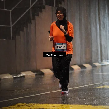 Runner Photo 7771012