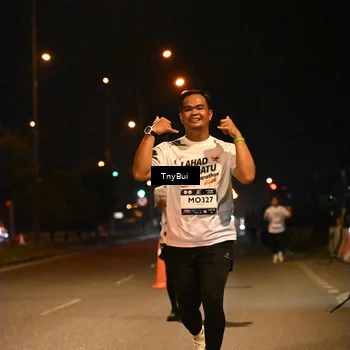 Runner Photo 7771043