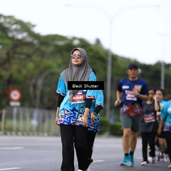 Runner Photo 7771051