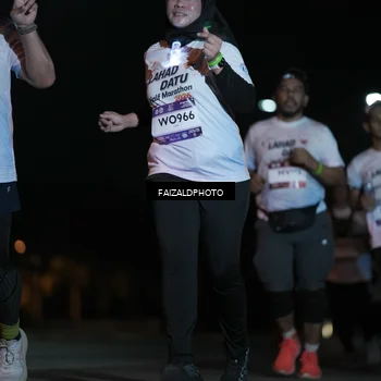 Runner Photo 7771063