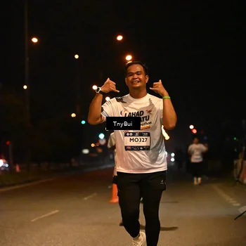 Runner Photo 7771070