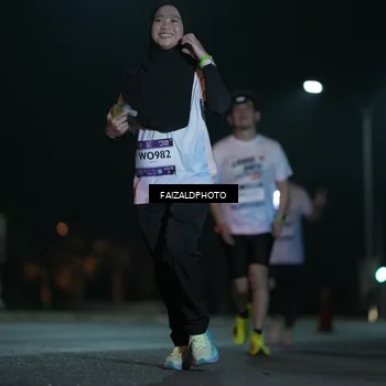 Runner Photo 7771097