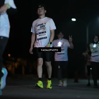 Runner Photo 7771099