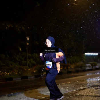 Runner Photo 7771132