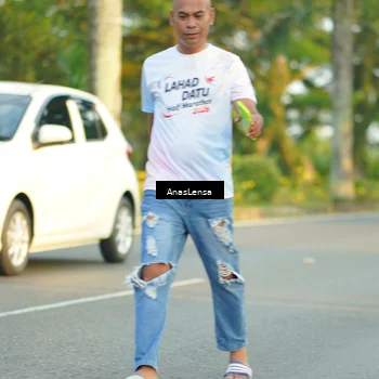 Runner Photo 7771133