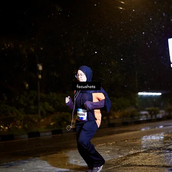 Runner Photo 7771134