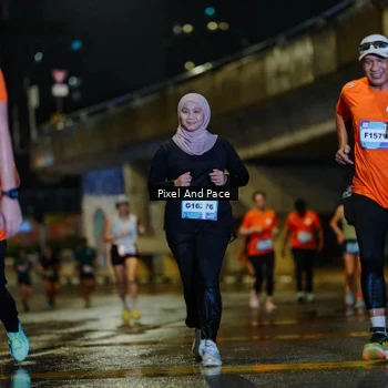 Runner Photo 7771156