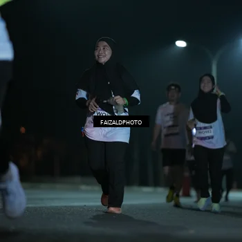 Runner Photo 7771170