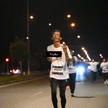 Runner Photo 7771180