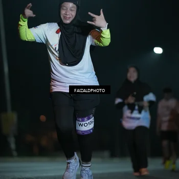 Runner Photo 7771191