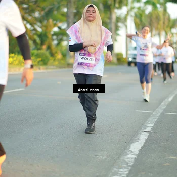 Runner Photo 7771192