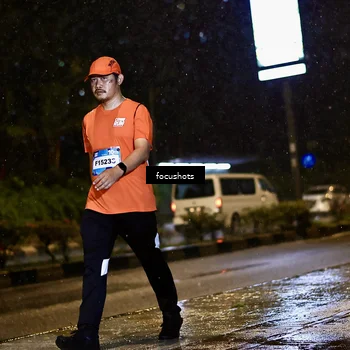 Runner Photo 7771199