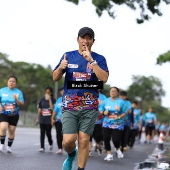 Runner Photo 7771229