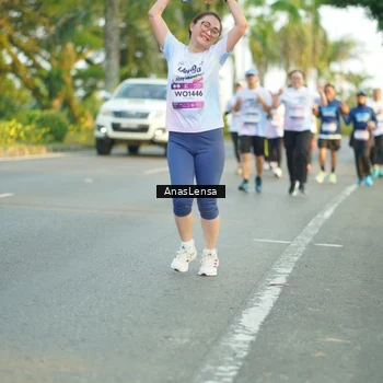 Runner Photo 7771231