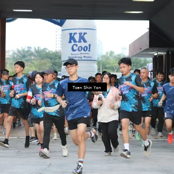 Runner Photo 7771257