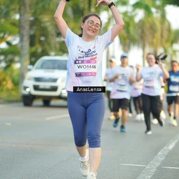 Runner Photo 7771260
