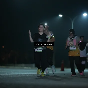 Runner Photo 7771271
