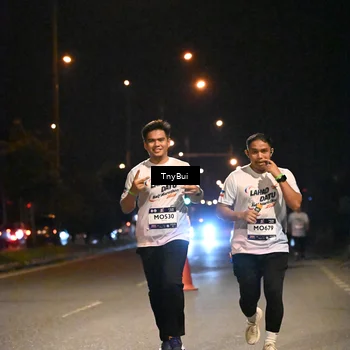Runner Photo 7771277