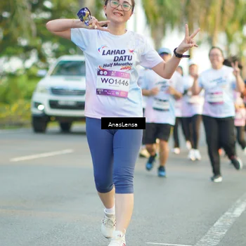 Runner Photo 7771289