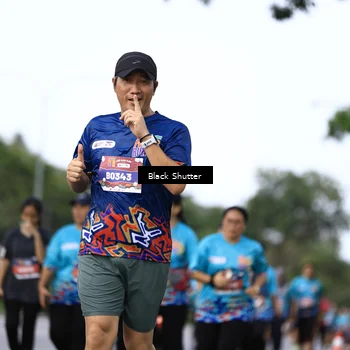 Runner Photo 7771337