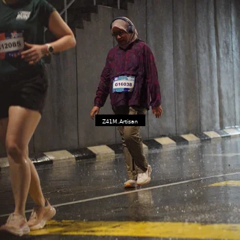 Runner Photo 7771348