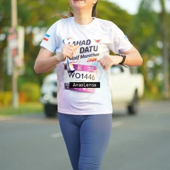 Runner Photo 7771384
