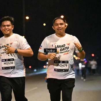 Runner Photo 7771443