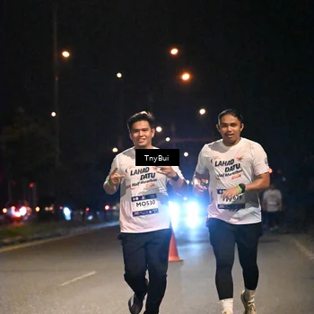 Runner Photo 7771446