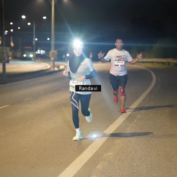 Runner Photo 7771497