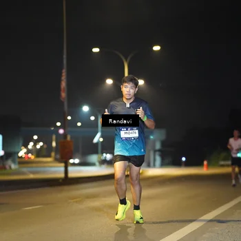 Runner Photo 7771543