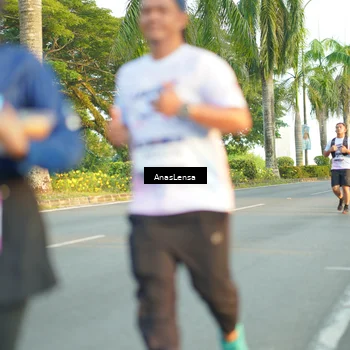 Runner Photo 7771570