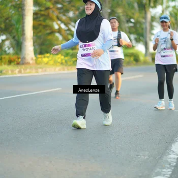 Runner Photo 7771601