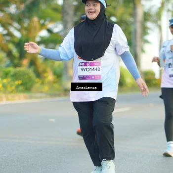 Runner Photo 7771607