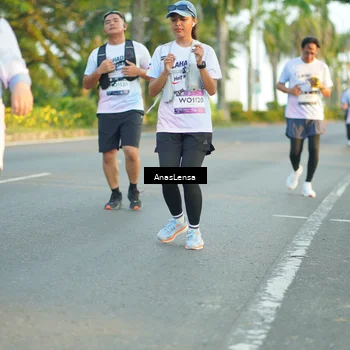 Runner Photo 7771620