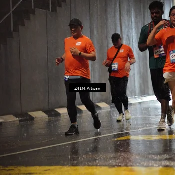 Runner Photo 7771644