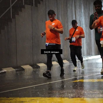 Runner Photo 7771671