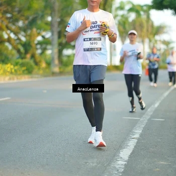 Runner Photo 7771681