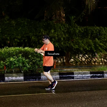 Runner Photo 7771687