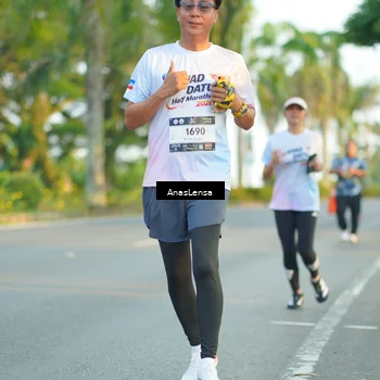 Runner Photo 7771690
