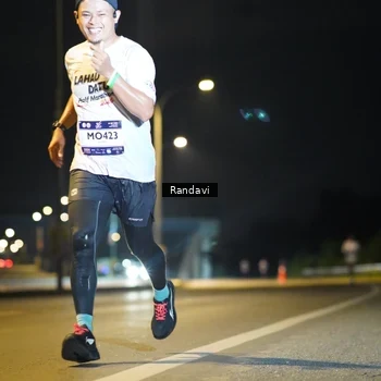 Runner Photo 7771696