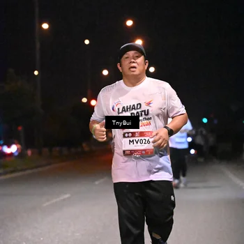 Runner Photo 7771701