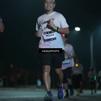 Runner Photo 7771716