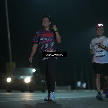 Runner Photo 7771723