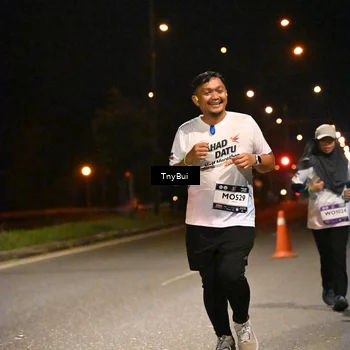 Runner Photo 7771724