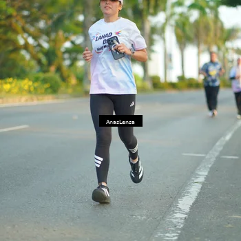 Runner Photo 7771739