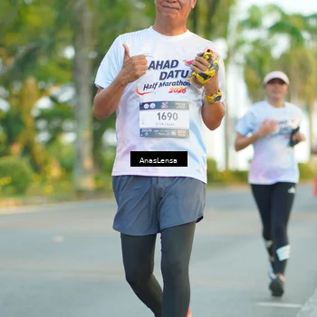 Runner Photo 7771746