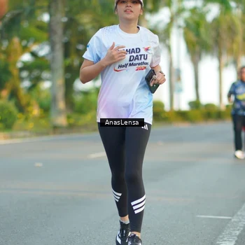 Runner Photo 7771750