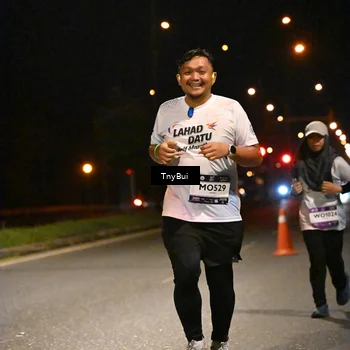 Runner Photo 7771787